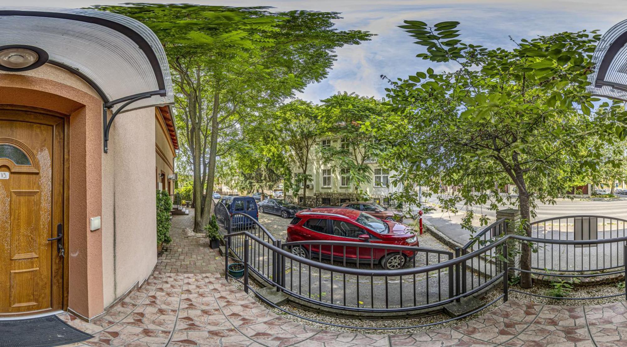 Napraforgo Wellness Haz Es Panzio Bed & Breakfast Beci Exterior foto